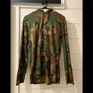 NWOT POLO RALPH LAUREN Camo Hooded Knit Shirt. Size Small Men’s